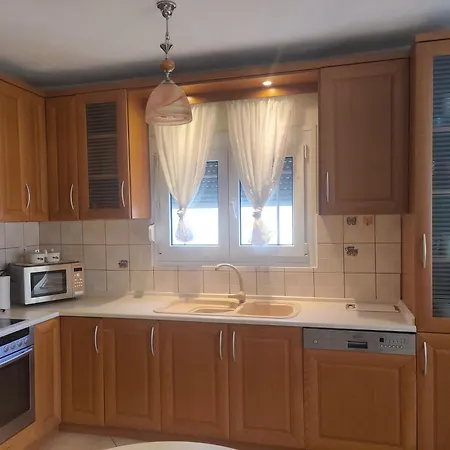 Prinos Apartment Apartman